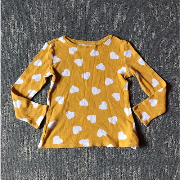 Old Navy heart thermal shirt size 5T. Bundle & Save - Picture 2 of 8